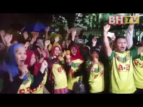 Penyokong Kedah teruja naik bas ke Stadium Shah Alam