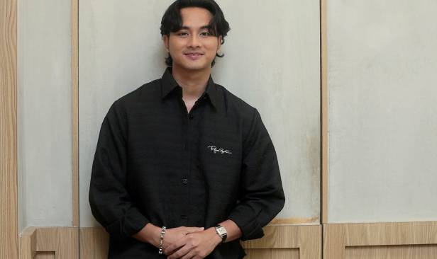 Azeva ada ciri-ciri isteri ideal - Aniq Suhair
