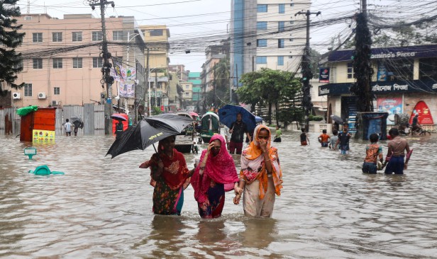 Banjir, tanah runtuh di Bangladesh sudah ragut sekurang-kurangnya 44 nyawa