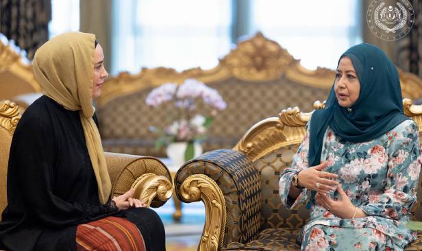 Raja Permaisuri Agong berangkat ke majlis bacaan yasin, tahlil Allahyarham Syed Muhammad Naquib