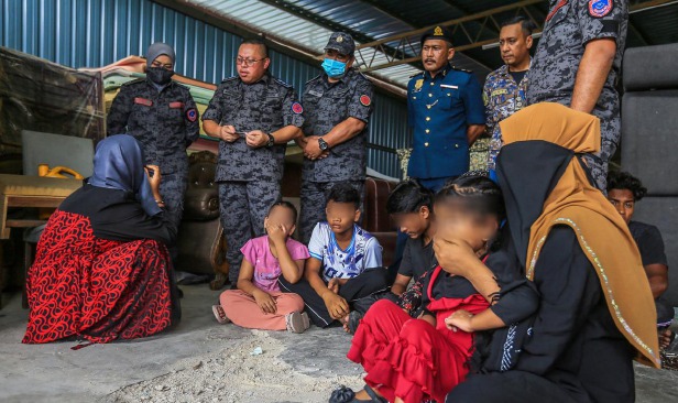 Empat wanita antara 10 ditahan dalam operasi bersepadu Imigresen di Kuala Terengganu, Marang