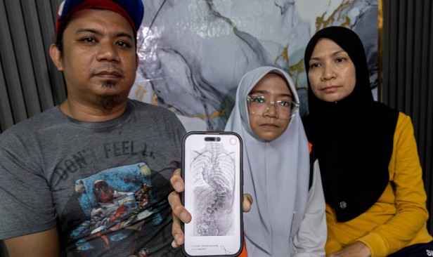 Bapa terharu terima sumbangan Fadhlina, YGTHO tampung kos pembedahan Arissa El Zahra