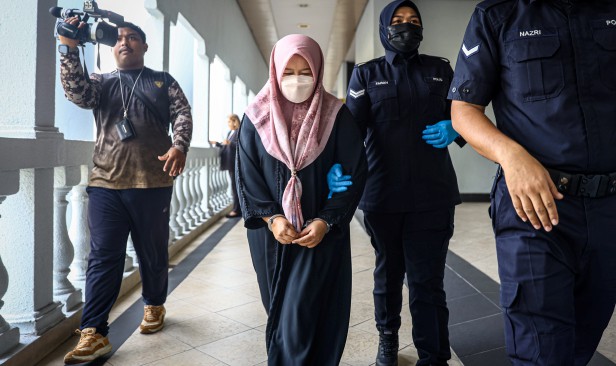 Sofia Rini didakwa fitnah Farhash Wafa menerusi rakaman video