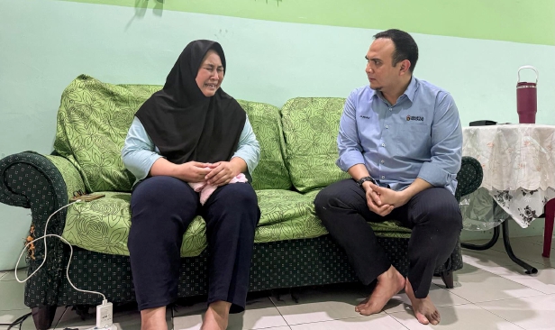 Anwar bantu ringankan beban pesakit kanser payudara tahap empat di Kuantan