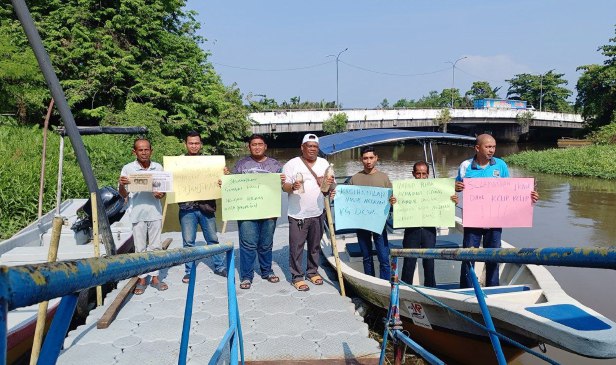 Nelayan dakwa Sungai Sepetang tercemar dengan pati kelapa sawit