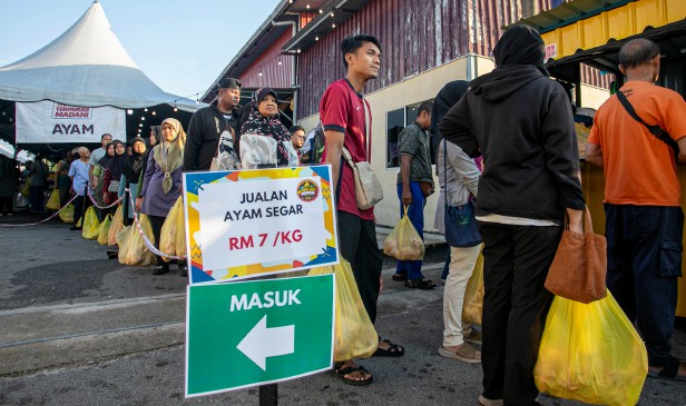2,000 ayam RM7 sekilogram habis dijual dalam setengah jam