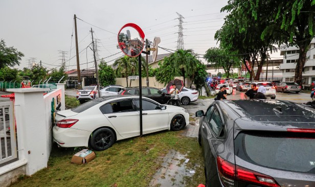 Redah banjir boleh undang bahaya - Bomba