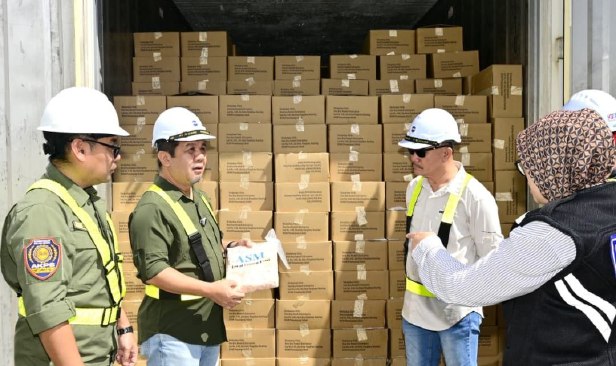 348 tan produk sejuk beku import diragui status halal dirampas
