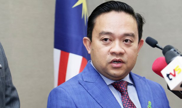 Calon BERSATU 'kacau daun', jejas peluang BN-PN tawan Negeri Sembilan - Wan Saiful