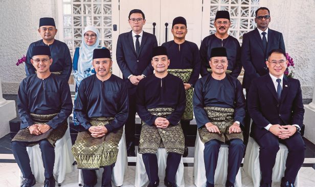 Onn Hafiz hargai sumbangan bekas EXCO, rombakan sebagai proses penyegaran