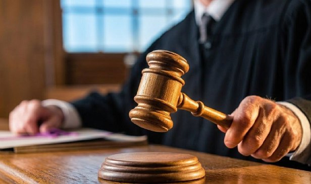 Mahkamah Tinggi tolak bantahan awal Mahmud Abu Bekir terhadap injunksi sementara