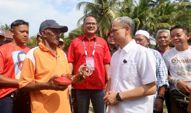 Fahmi gesa semua syarikat telekomunikasi teliti semula sistem keselamatan masing-masing