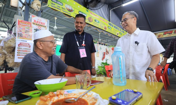 PRN NS: Serahkan kepada pihak berkuasa ambil tindakan kes khianat sepanjang kempen - Fahmi