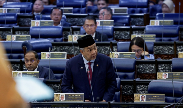 RUU Jenayah Siber 2026 dibentang di Dewan Rakyat – Zahid