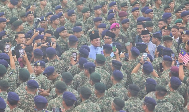 Pembelian terus Kapal Misi Pesisir dari Turkiye dapat kurangkan kos 15 peratus - PM