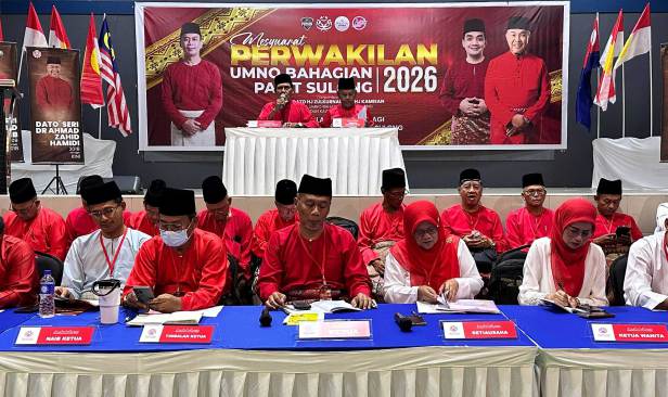 UMNO Parit Sulong lulus usul BN bergerak solo pada PRU16