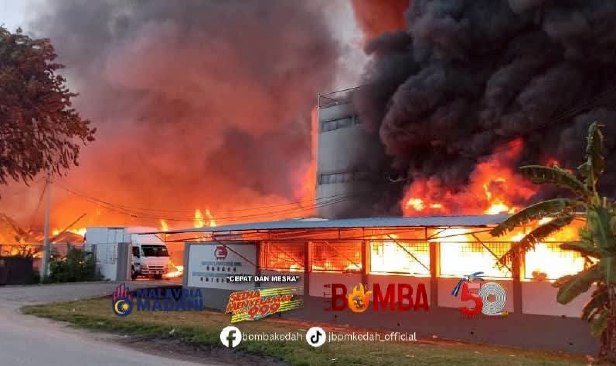 Tiga kilang di Kulim terbakar