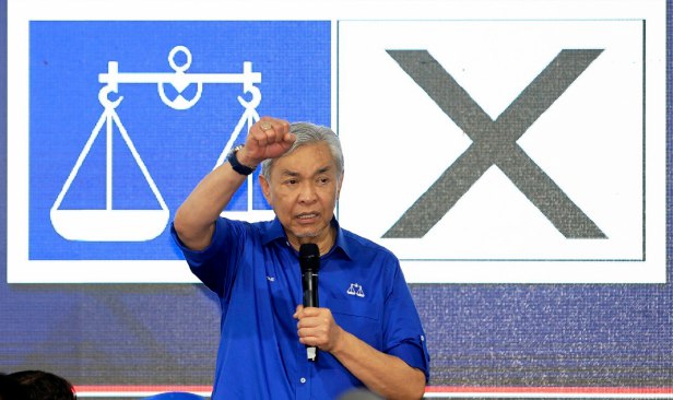 Zahid minta isu babit Puad Zarkashi dihentikan, anggap beliau sahabat