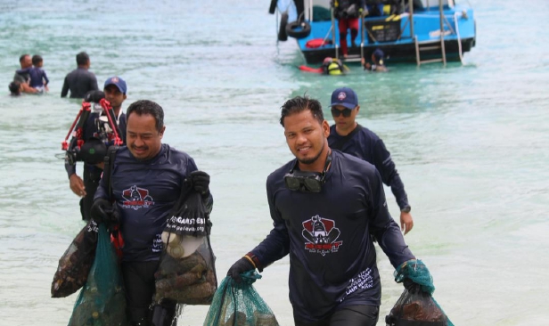 354.68 kg sisa marin, sampah dikutip sukarelawan di Pulau Redang