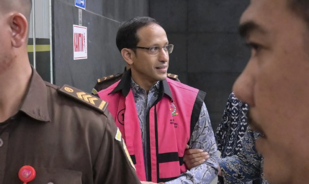 Bekas Menteri Pendidikan Indonesia nafi dakwaan rasuah berkait perolehan komputer riba RM497.36 juta