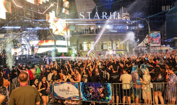30,000 hadir malam terakhir festival Rain Rave Water Music. Keadaan terkawal, tiada kekecohan - Ketua Polis KL