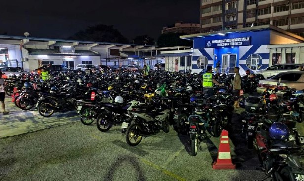 Empat 'Samseng Jalanan' ditahan Polis Port Dickson