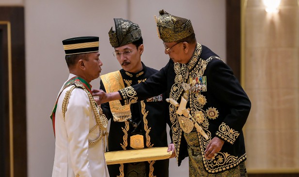 Panglima ATM, Ketua Polis Negara dahului senarai penerima pingat Sultan Kedah