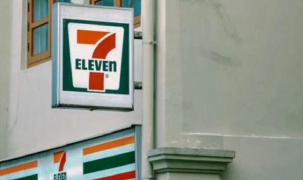 7-Eleven saman Nike
