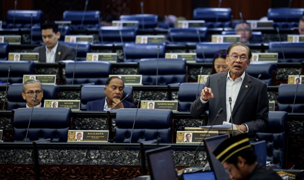 Anwar minta bank, institusi pembiayaan percepatkan kelulusan pinjaman PMKS