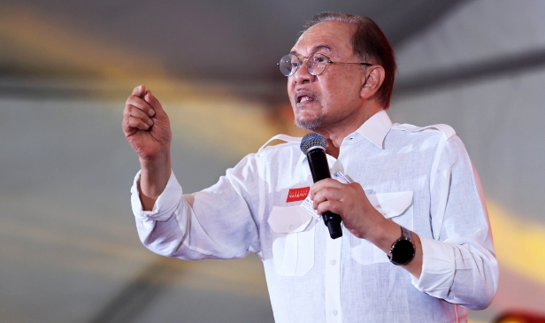 Anwar mohon rakyat Negeri Sembilan beri peluang PH terus terajui kerajaan negeri