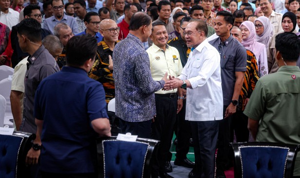 Pengampunan Jho Low: Saya kata "tak berbangkit" sebab kita langsung tidak mempertimbangkannya - Anwar