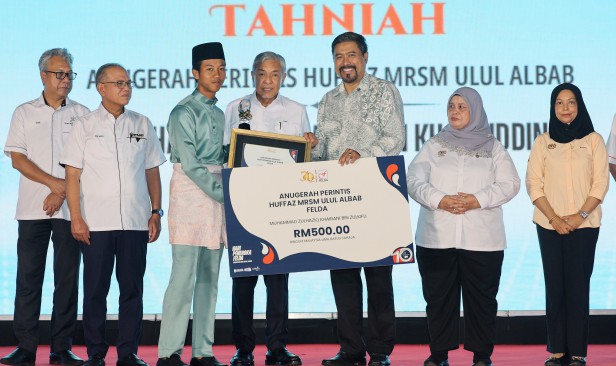 "Tanggungjawab kita bawa suara, pengalaman, model pembangunan desa Malaysia ke pentas dunia" - TPM Zahid