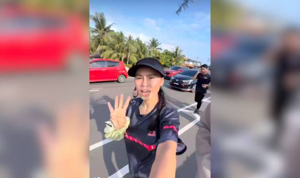 Bella Astillah lari 17 kilometer demi Syed Saddiq