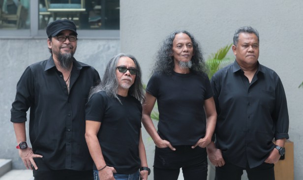 Biru Mata Hitamku mungkin noktah terakhir sebuah legasi
