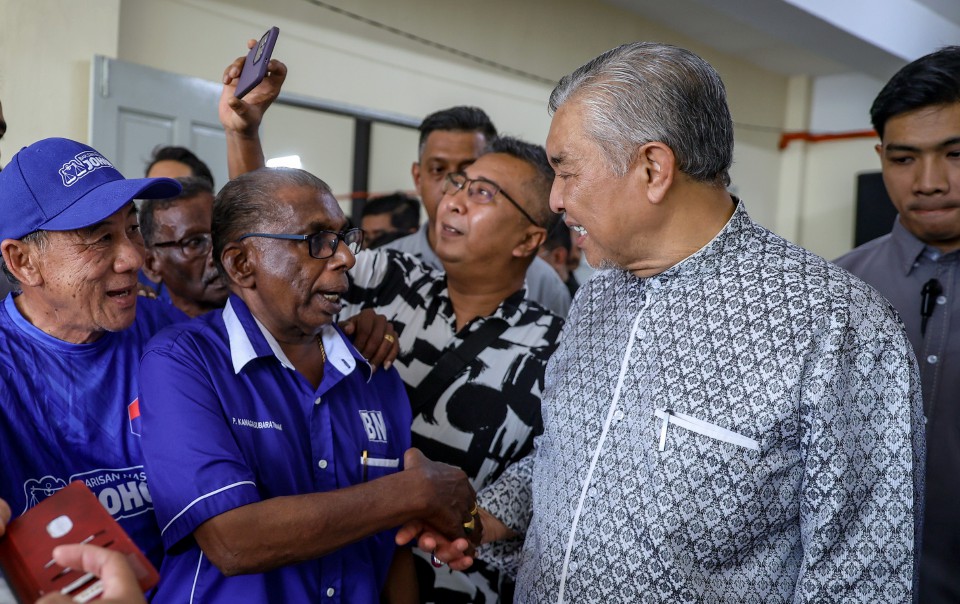 PRN Johor: 'Usah mainkan isu lama terhadap UMNO dan BN... kita rakan dalam Kerajaan Perpaduan' - Zahid Hamidi