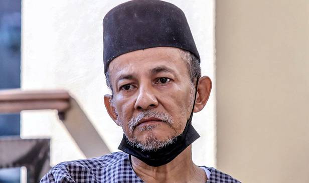 Ellie bantu M Jamil atas dasar simpati nasib teman artis