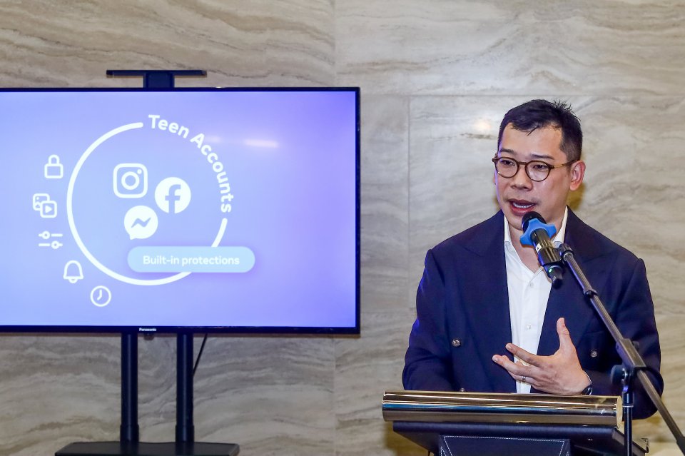 Sistem 'Teen Accounts' letakkan remaja bawah tetapan keselamatan media sosial lebih ketat - Meta