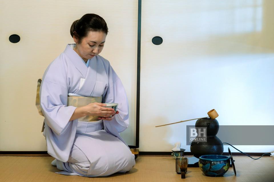 JAPANESE TEA CEREMONY_75433ddfef624baa82f296adeea0bbcb