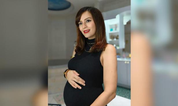 Juliana Evans hamil anak ketiga