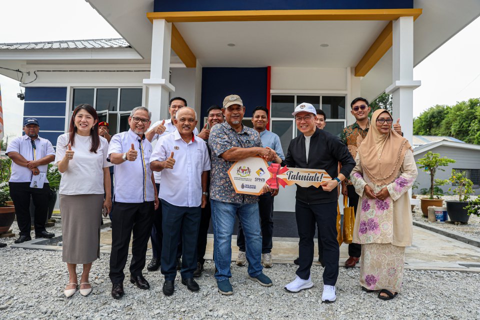 MAJLIS PENYERAHAN KUNCI RUMAH MANGSA INSIDEN KEBAKARAN PUTRA HEIGHTS
