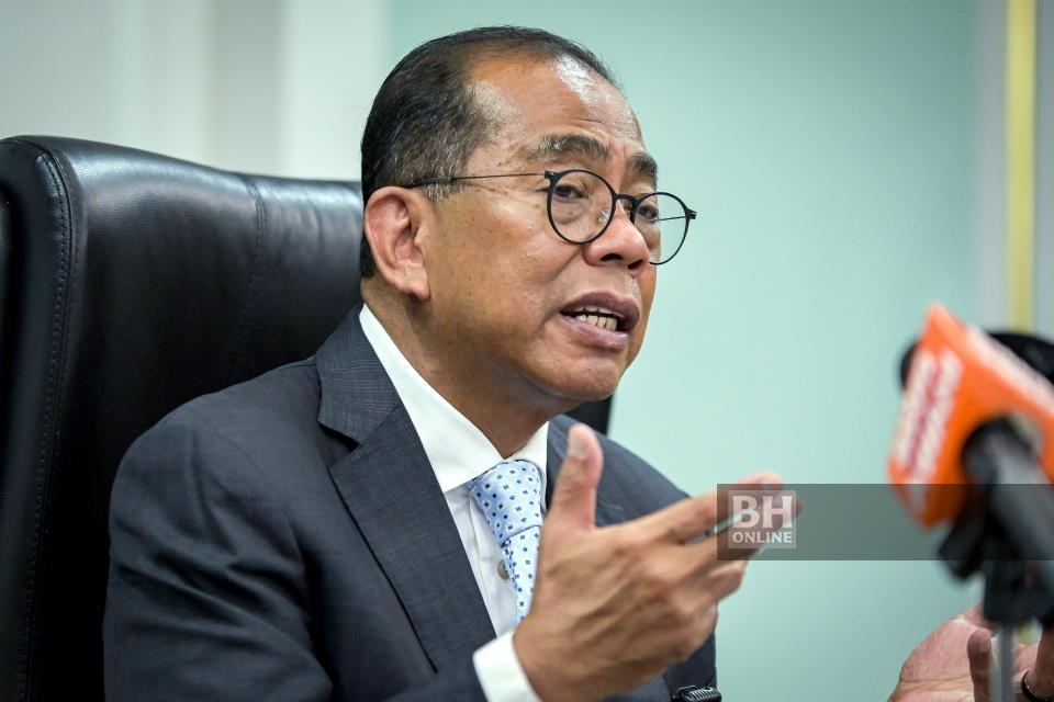 Isu tuntutan bertindih: Malaysia pasang radar di Pulau Layang-Layang, perkukuh keupayaan pengawasan - Khaled Nordin