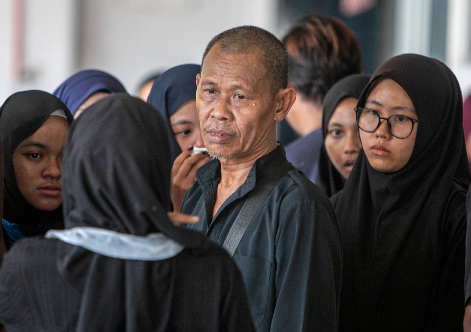 Anak keluar temankan rakan ambil baju sebelum maut - Bapa