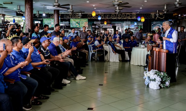 Kerajaan lulus tambahan 24 jawatan Tok Batin, 4 kampung Orang Asli diwartakan - Zahid