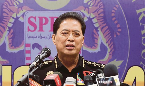 Azam jamin tidak ada beban ditinggal kepada KP SPRM baharu