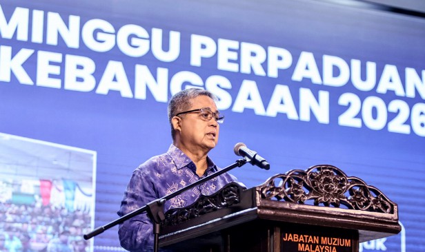 Malaysia perlu ada Pangkalan Data Koleksi Artifak Kebangsaan, simpan data bersepadu - Aaron
