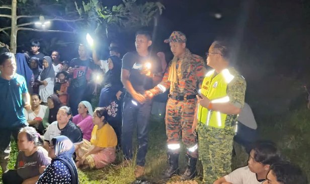 Anak saksi bapa dibaham buaya