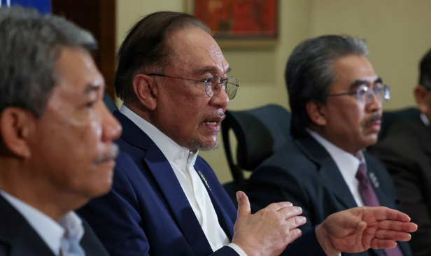 Bekalan minyak, diesel negara lebih teratur - PM