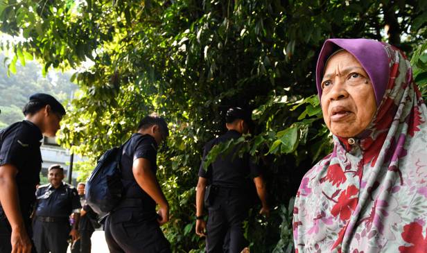 JKM Pulau Pinang salur bantuan kepada ibu, anak Shahir