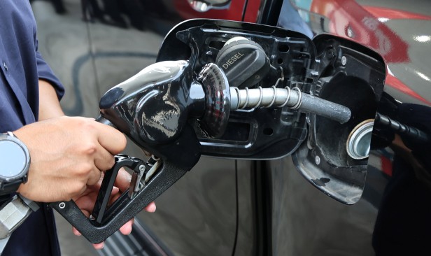 Jualan diesel bulanan Sabah, Sarawak untuk Mac, April cecah 200 juta liter, 2 kali ganda berbanding tahap sepatutnya - MOF