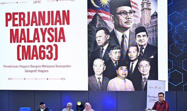 MA63 lipatan sejarah berharga